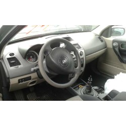 renault megane ii classic berlina del año 2005