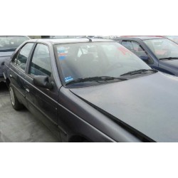 peugeot 405 berlina del año 1992