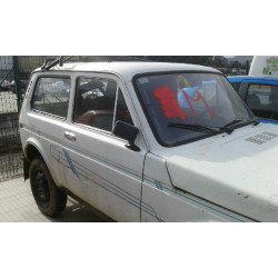 lada niva ( 2121 / 21213 / 21214 / 21215 ) del año 1950