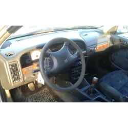 citroen xantia berlina del año 1998