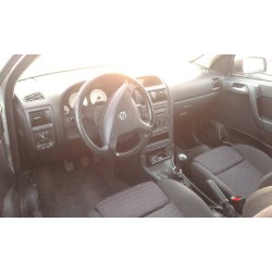 opel astra g berlina del año 1999