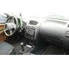 mitsubishi carisma berlina 4 (da0) del año 2001