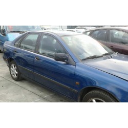 volvo s40 berlina del año 1996
