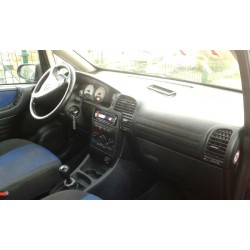 opel zafira a del año 1999