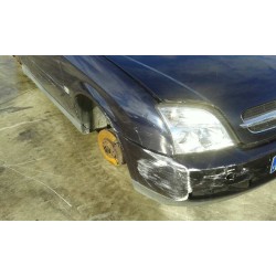 opel vectra c berlina del año 2004
