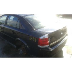 opel vectra c berlina del año 2004