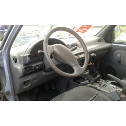 nissan serena (c23m) del año 1950