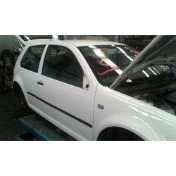 volkswagen golf iv berlina (1j1) del año 2001
