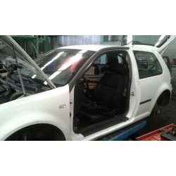 volkswagen golf iv berlina (1j1) del año 2001
