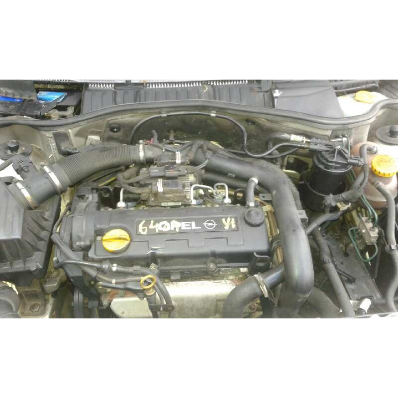 opel corsa c del año 2003