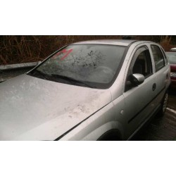 opel corsa c del año 2003
