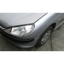 peugeot 206 berlina del año 2002