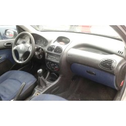 peugeot 206 berlina del año 2002