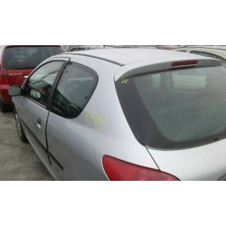 peugeot 206 berlina del año 2002