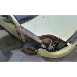 ford fiesta (cbk) del año 2004