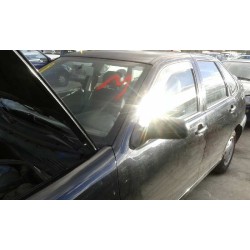 seat cordoba berlina (6k2) del año 2001