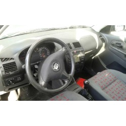 seat cordoba berlina (6k2) del año 2001
