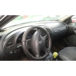 citroen xsara berlina del año 2000