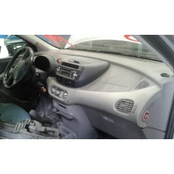 nissan almera tino (v10m) del año 2002