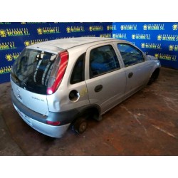opel corsa c del año 2002