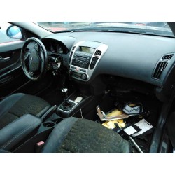 kia cee´d sporty wagon del año 2010