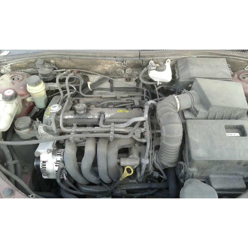 ford focus berlina (cak) del año 2000