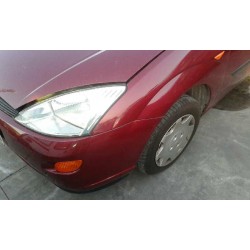 ford focus berlina (cak) del año 2000