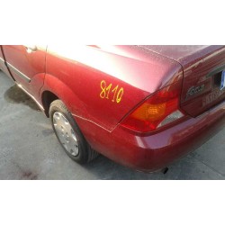 ford focus berlina (cak) del año 2000