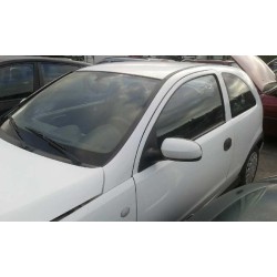 opel corsa c del año 2001