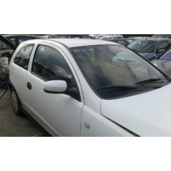 opel corsa c del año 2001