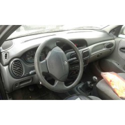 renault megane i fase 2 classic (la..) del año 2002