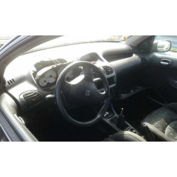 peugeot 206 berlina del año 2004