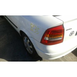 opel astra g berlina del año 2002