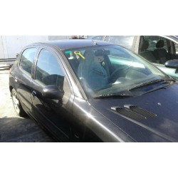 peugeot 206 berlina del año 2004