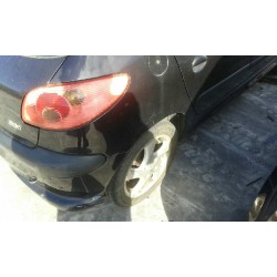 peugeot 206 berlina del año 2004