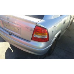 opel astra g berlina del año 1998