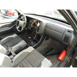 volvo serie 440 del año 2000
