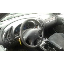 citroen xsara berlina del año 2000