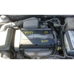 opel astra h berlina del año 2004