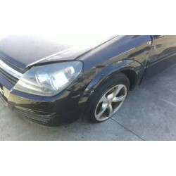opel astra h berlina del año 2004