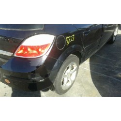 opel astra h berlina del año 2004