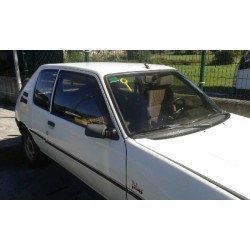 peugeot 205 berlina del año 1992