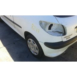 peugeot 206 berlina del año 2001