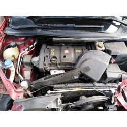 citroen c4 berlina del año 2005