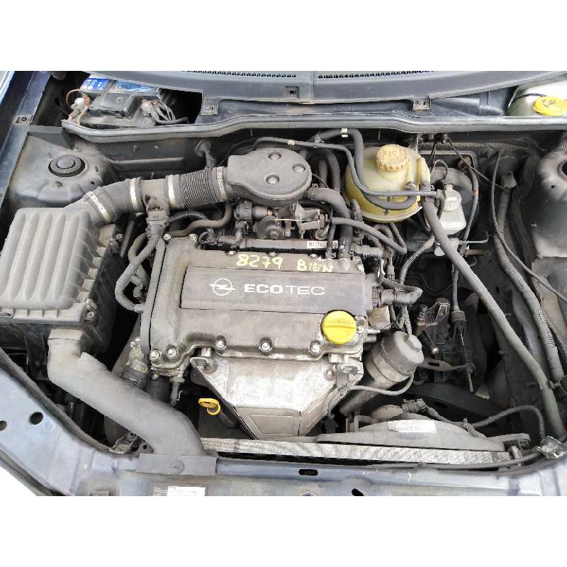 opel corsa b del año 1999