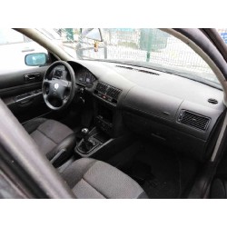 volkswagen golf iv berlina (1j1) del año 2005