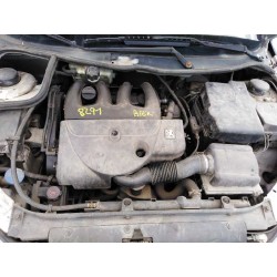 peugeot 206 berlina del año 2000