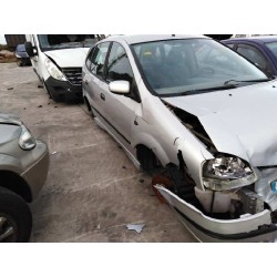 nissan almera tino (v10m) del año 2003