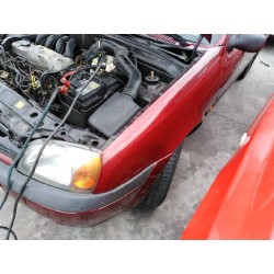 ford fiesta berlina (dx) del año 2000