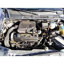 volkswagen polo berlina (6n2) del año 1999